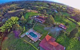 Finca La Moni Circasia